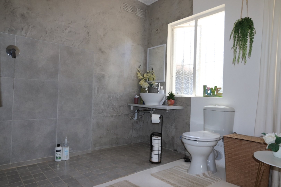 3 Bedroom Property for Sale in Greenfields Eastern Cape